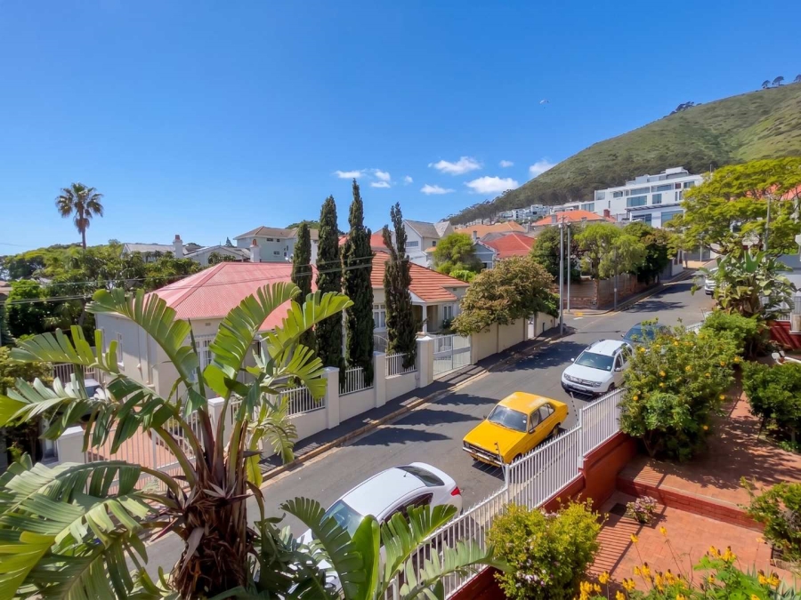 To Let 2 Bedroom Property for Rent in Sea Point Western Cape